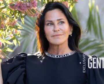 La emocionante primera foto de Carolina Baldini como abuela: así posó con Faustino en brazos