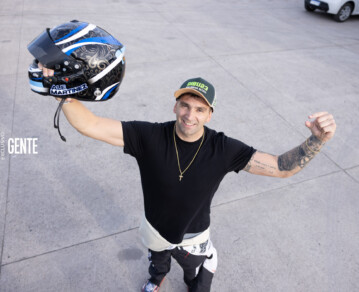 “Alejandro Martínez, la increíble historia del hermano piloto del Dibu: “El más loco de la familia es mi papá, que nos crió a nosotros dos”