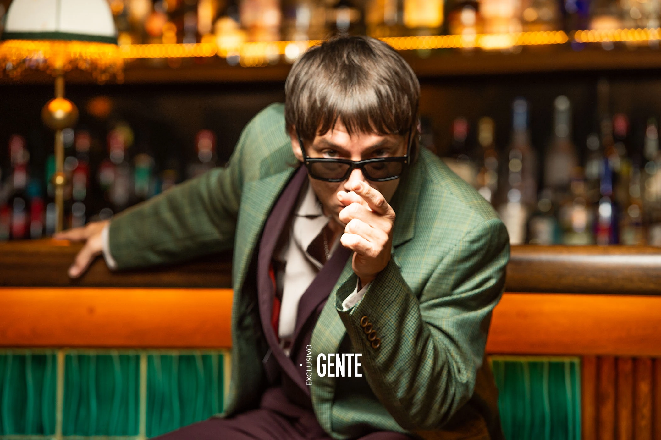 La ficha técnica: tiene 49 años, es de Acuario, su color favorito es el azul porque “transmite paz” y se considera una persona creativa.  