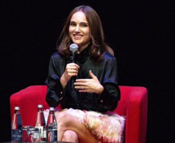 Natalie Portman lució la minifalda más fashionista de la temporada: en fotos, la prenda clave para cualquier look de entretiempo