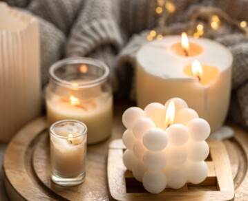 Cómo decorar con velas aromáticas sin que el ambiente se sienta recargado