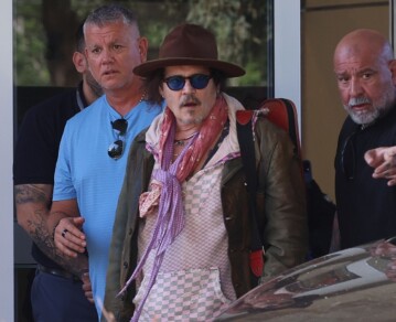 Las primeras fotos de Johnny Deep en Argentina: de la previa de un gran estreno al cariño de los fanáticos