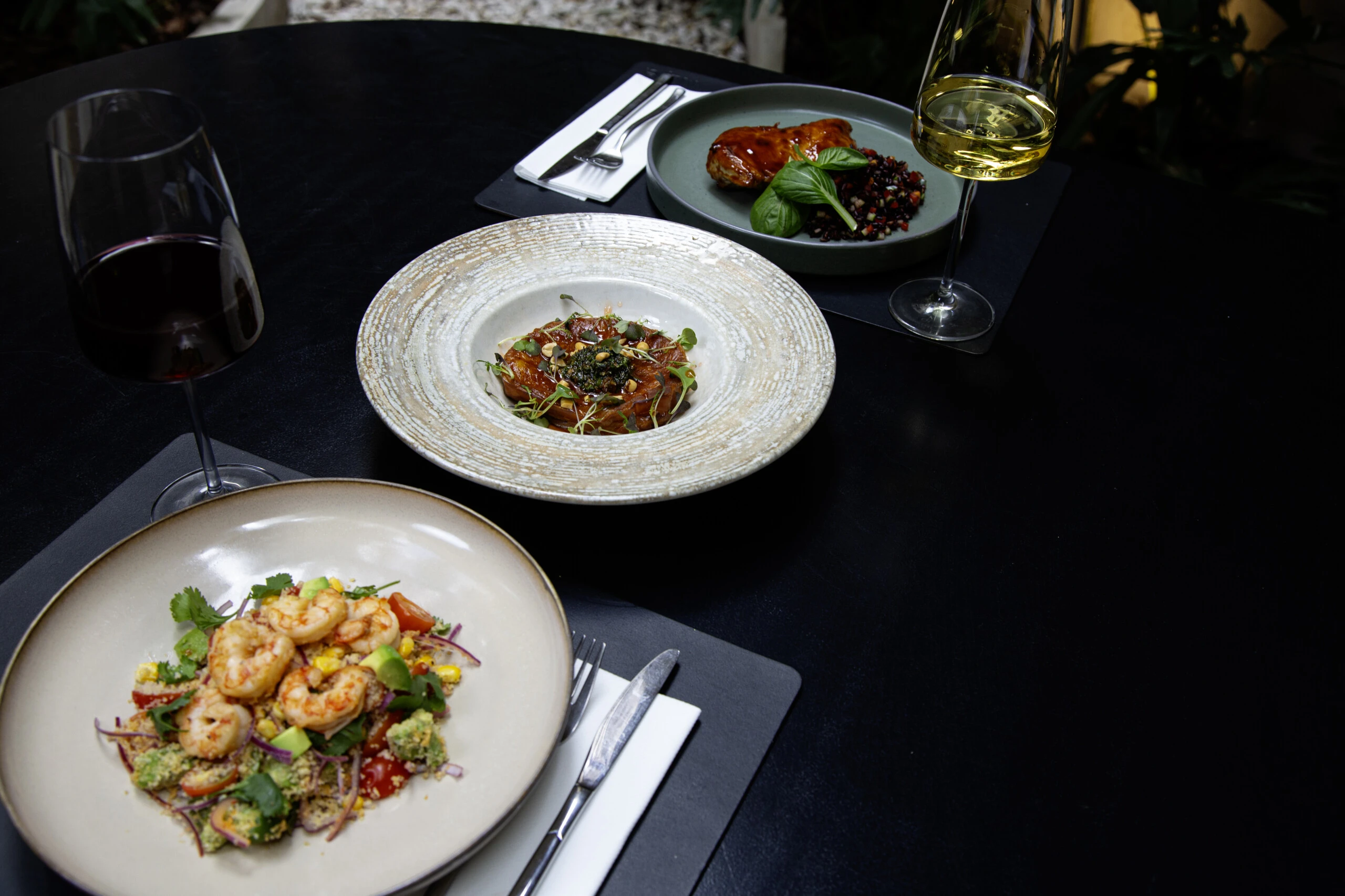 Los platos se destacan por precios promedios.