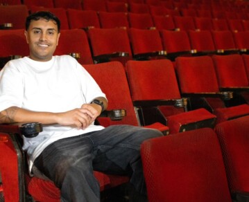 Pablito Castillo debuta en teatro con La Risa que me Parió: el show que promete risas y emoción en Villa Carlos Paz