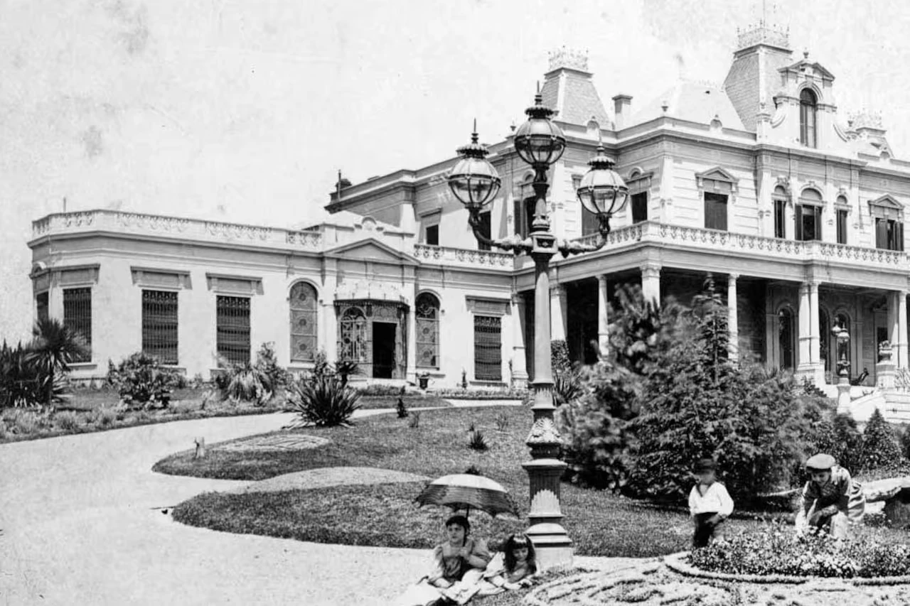 Así era el Palacio Unzué.