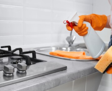 Los errores más comunes al limpiar la cocina y cómo evitarlos para que quede realmente impecable