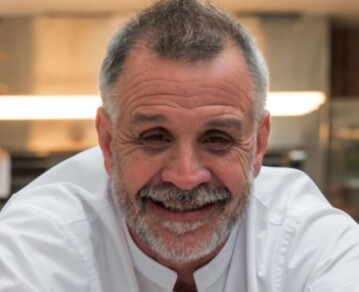 El emotivo comunicado de elGourmet dedicado a Christian Petersen en medio de su estado crítico de salud