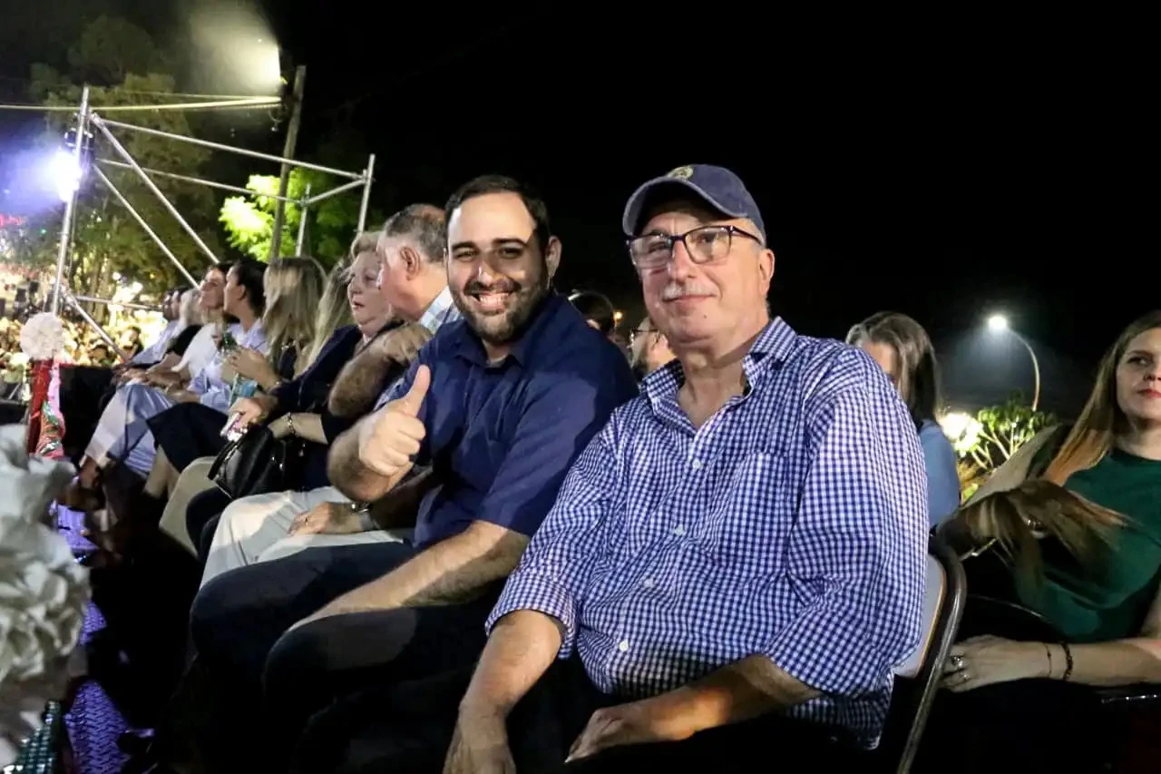 Matías Sebely, intendente de Alem, junto a Hugo Passalacqua, gobernador de Misiones.