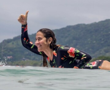 Las increíbles fotos de Jimena Barón y su familia en Brasil: amor, surf y un viaje sanador