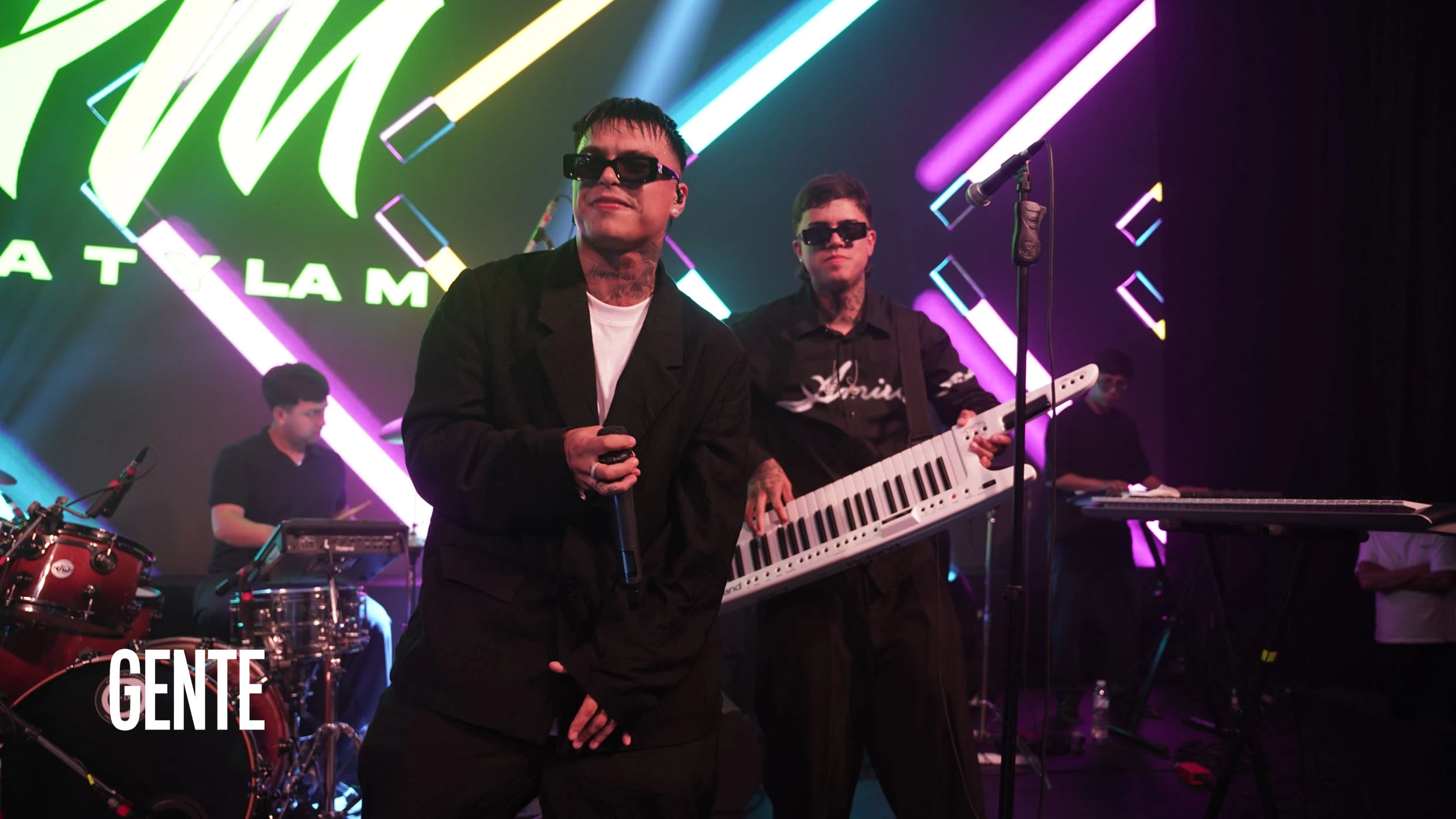 La T y La M llevaron el ritmo.