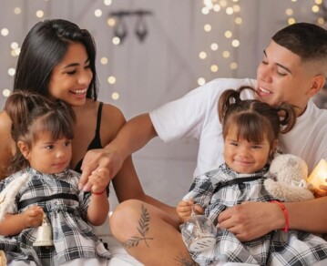 Thiago Medina compartió una emotiva producción navideña junto a Daniela Celis y sus hijas