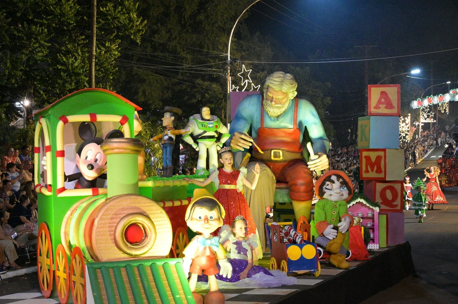 En Alem, la Navidad es eterna porque vive en cada corazón dispuesto a creer.