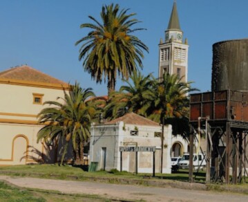 El pueblo bonaerense a dos horas de CABA que sorprende con su identidad gastronómica y espíritu ferroviario