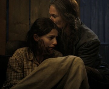 La nueva serie de Netflix que revive el western: un conflicto familiar, romance prohibido y tensiones por una veta de plata