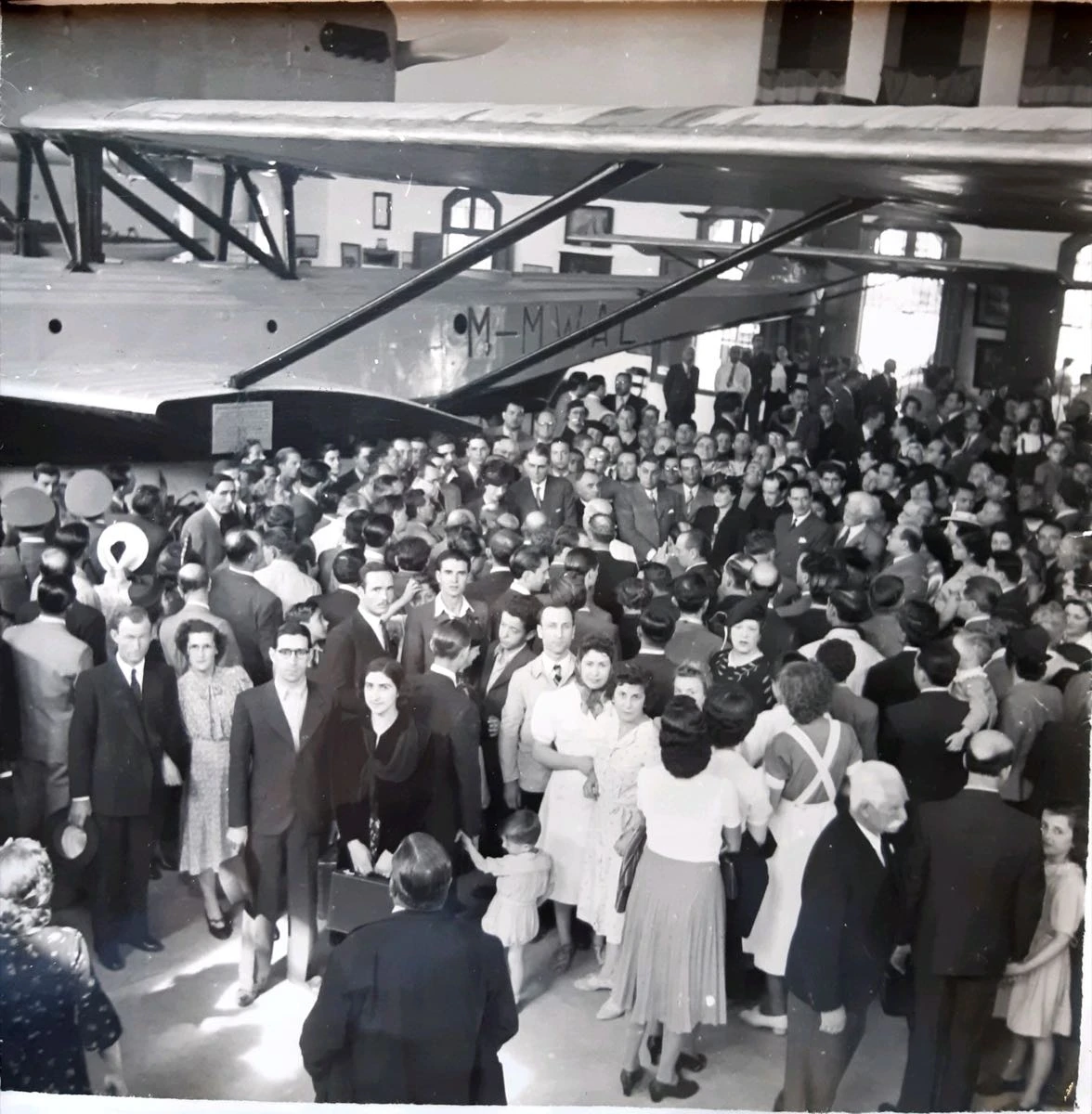 A 100 años del vuelo del Plus Ultra