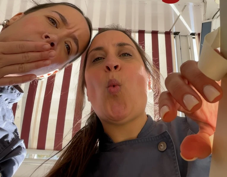 Dos argentinas conquistaron &Aacute;msterdam con alfajores y recibieron una visita inesperada de la Reina M&aacute;xima