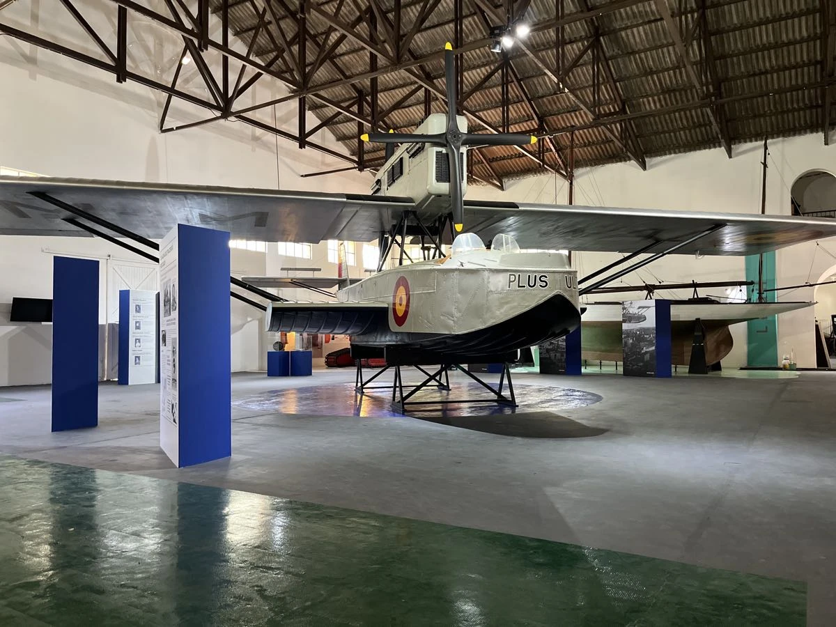 A 100 años del vuelo del Plus Ultra