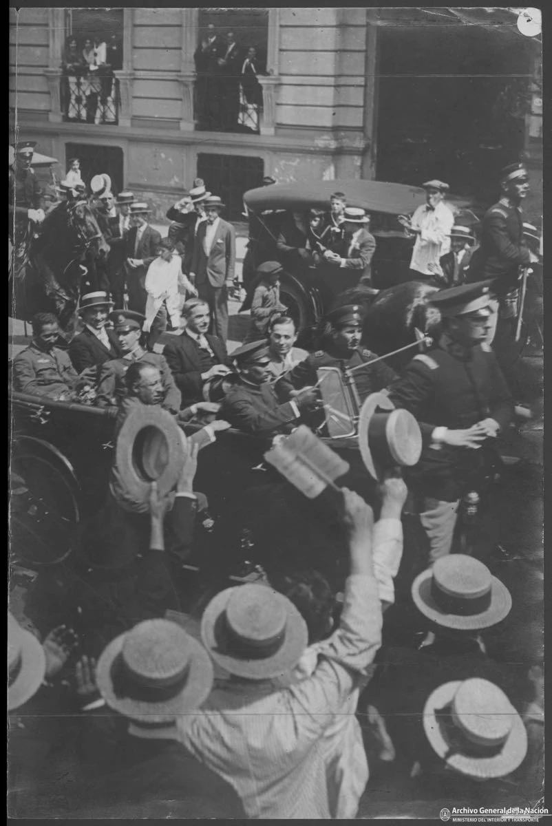 A 100 años del vuelo del Plus Ultra