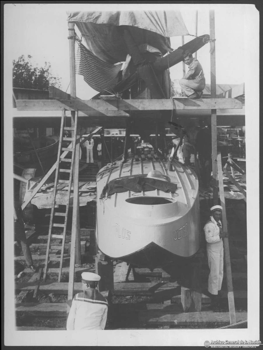 A 100 años del vuelo del Plus Ultra