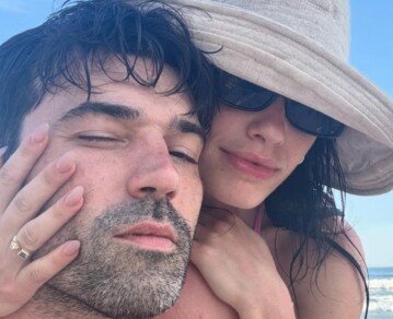 Lali Espósito y Pedro Rosemblat anunciaron su boda: las fotos del anillo de compromiso