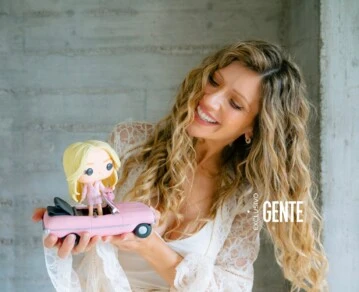 Laurita Fernández muestra por primera vez su colección de tesoros teatrales