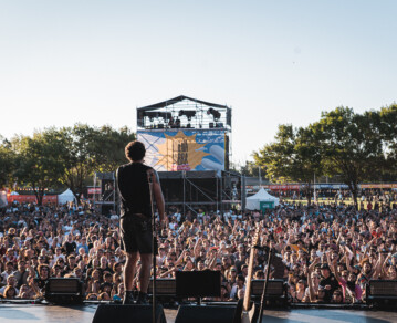Cuenta regresiva para el Buena Vibra: el line up y horarios del festival más lindo de la ciudad