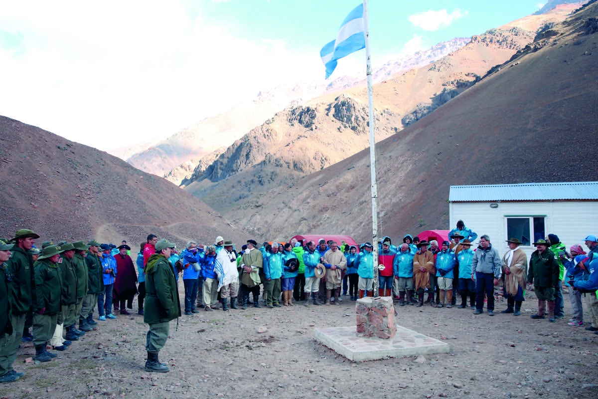 Así cubrió GENTE, por la misma ruta de San Martín, el Bicentenario del Cruce de los Andes