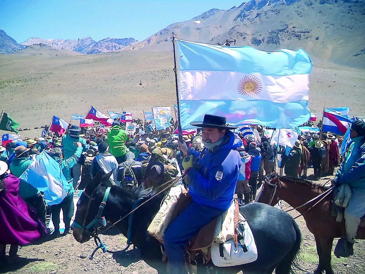 Así cubrió GENTE, por la misma ruta de San Martín, el Bicentenario del Cruce de los Andes