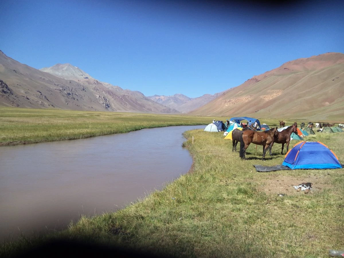 Así cubrió GENTE, por la misma ruta de San Martín, el Bicentenario del Cruce de los Andes