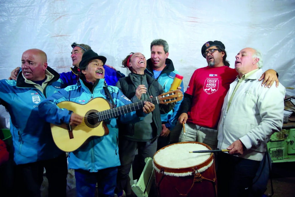 Así cubrió GENTE, por la misma ruta de San Martín, el Bicentenario del Cruce de los Andes