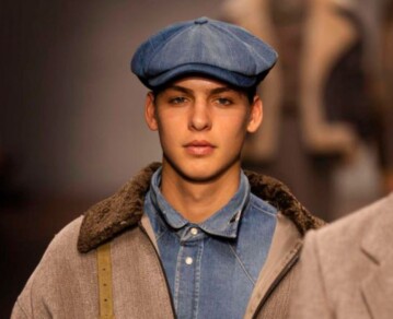 "Como un fokin Peaky Blinder": Benicio Gravier brilló en la pasarela de Armani y Valeria Mazza se emocionó en primera fila