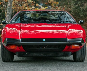 Así era el De Tomaso Pantera, un auto creado por un argentino que terminó convirtiéndose en leyenda