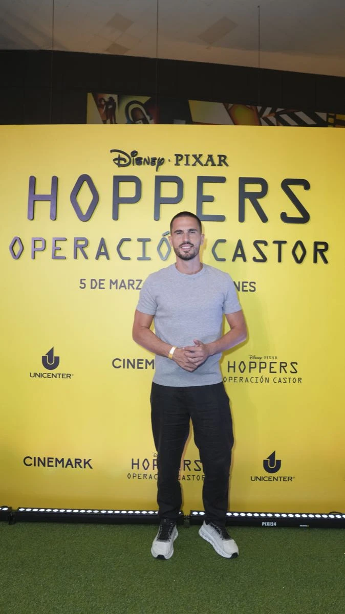 Première de HOPPERS: OPERACIÓN CASTOR