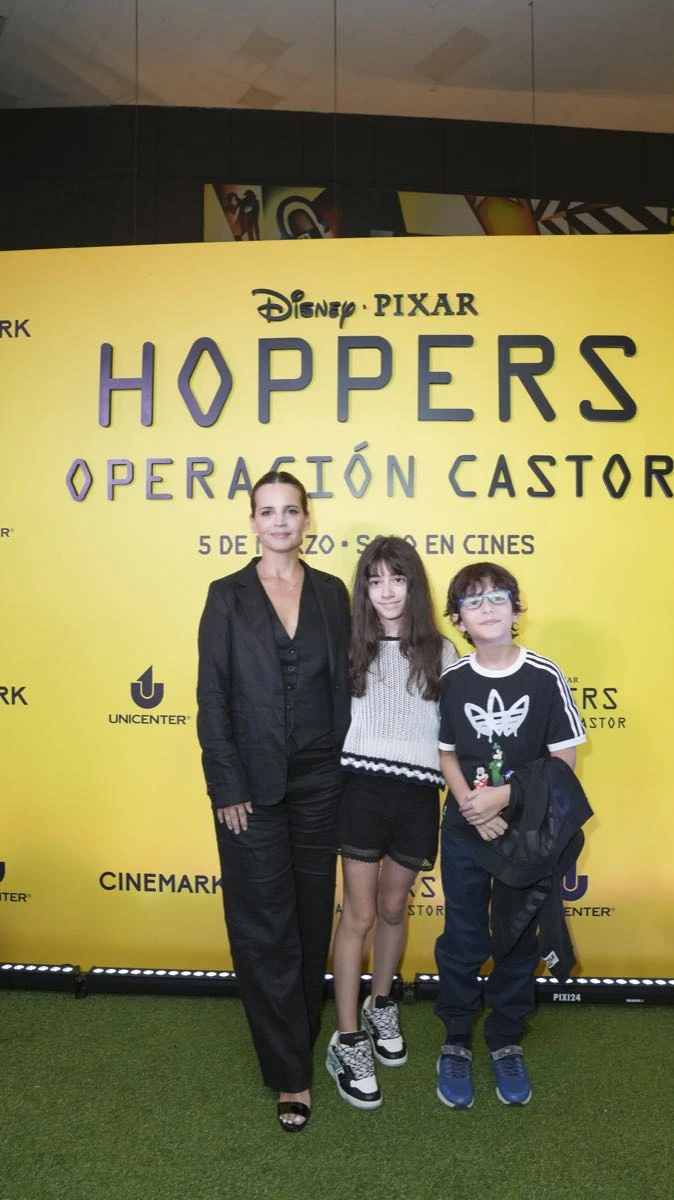 Première de HOPPERS: OPERACIÓN CASTOR