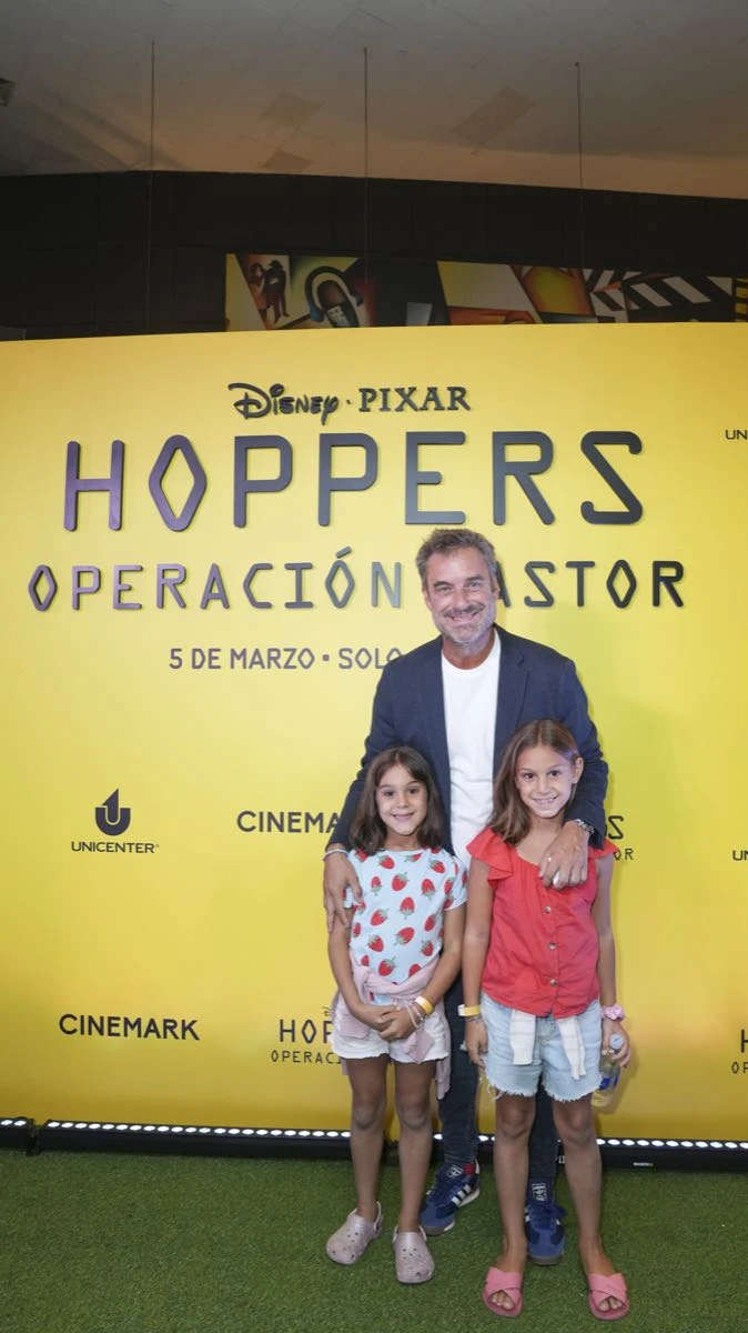 Première de HOPPERS: OPERACIÓN CASTOR