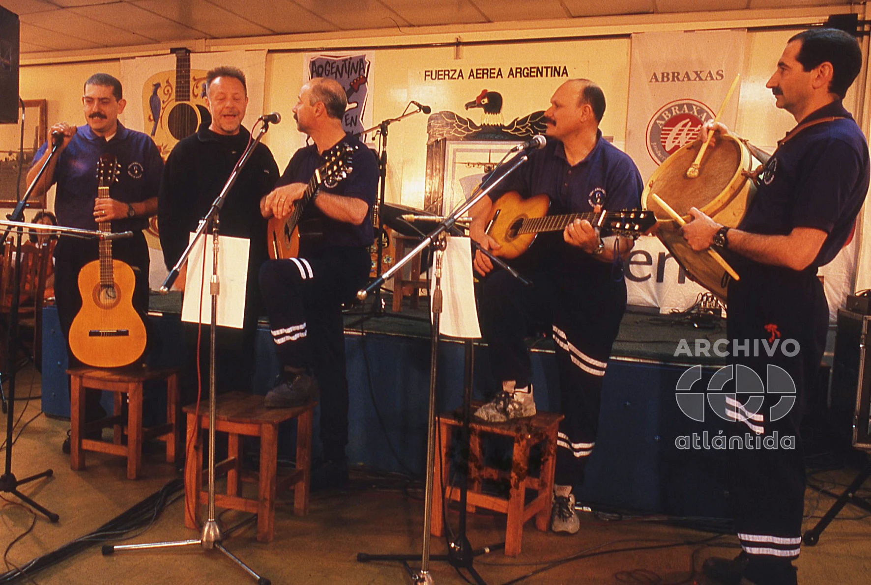 León Gieco en la AntártIda con Revista GENTE