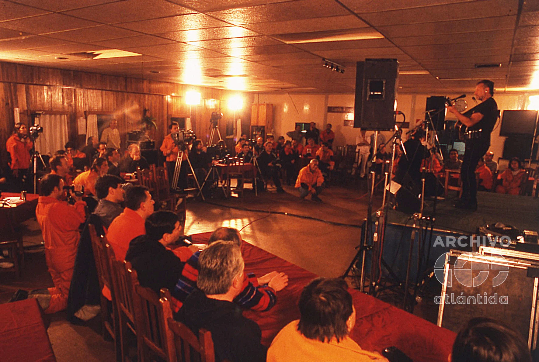 León Gieco en la AntártIda con Revista GENTE