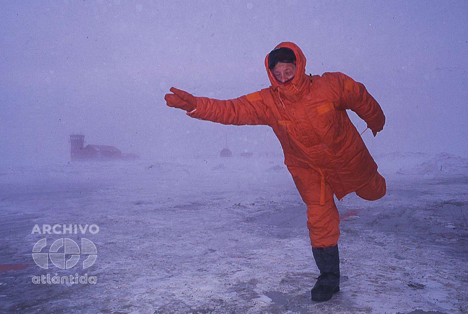 León Gieco en la AntártIda con Revista GENTE