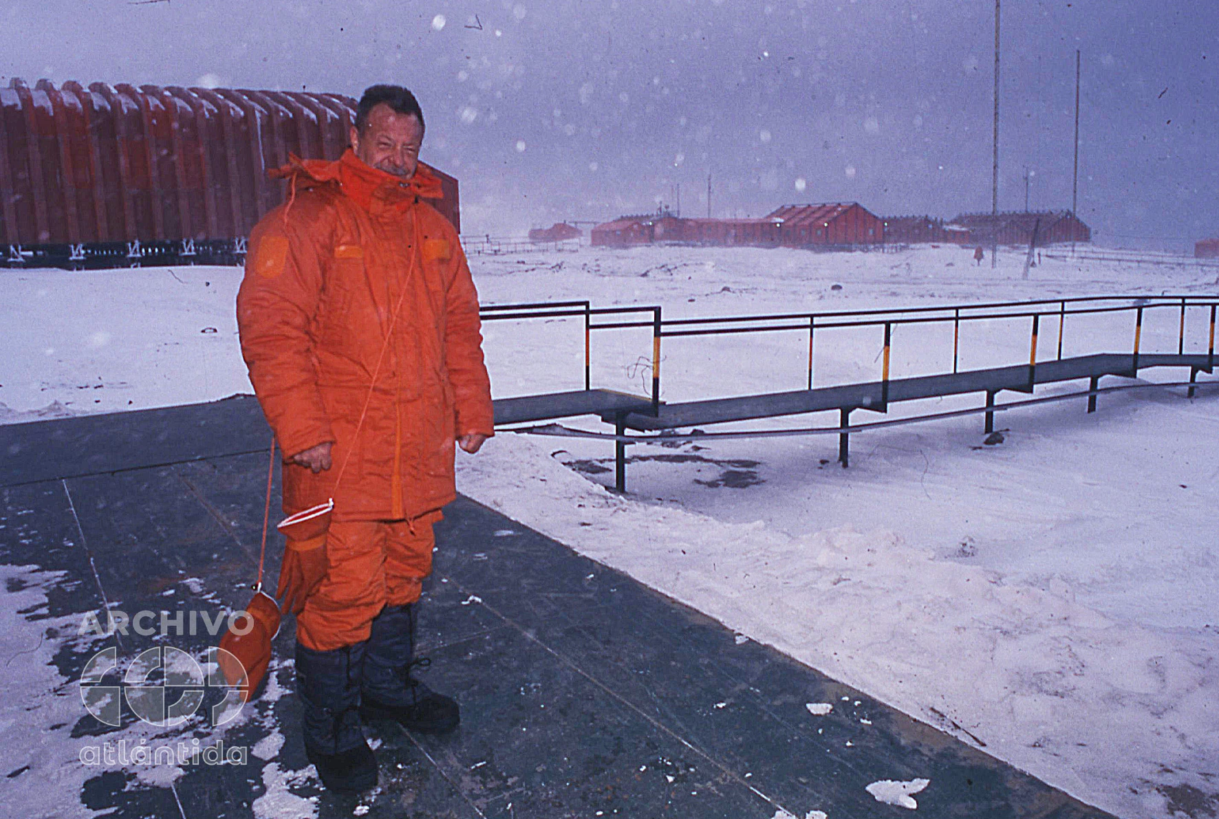 León Gieco en la AntártIda con Revista GENTE