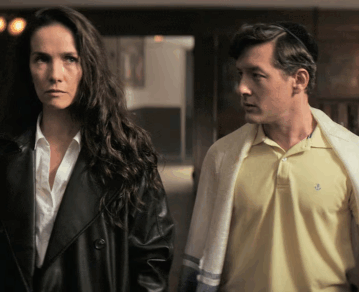 Tiene 8 capítulos, está basada en hechos reales y expone la mayor conspiración de la historia argentina: la serie que es furor en Prime Video