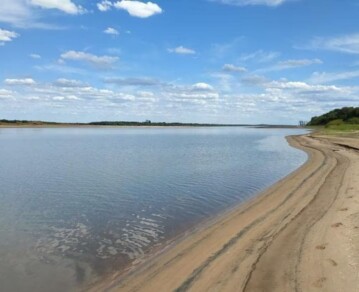 El pueblito argentino con 1.500 habitantes que tiene playas extensas y herencia escocesa
