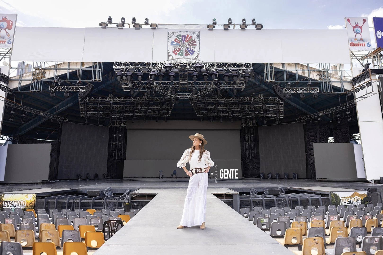 Atahualpa Yupanqui, Mercedes Sosa, Los Chalchaleros, Los Cantores del Alba, Ramona Galarza, el Chaqueño Palavecino, Los Nocheros, Los Tekis, Jorge Rojas, Charly García, Jaime Torres, Pedro Aznar, Suna Rocha y muchos más fueron los que se pusieron al frente de ese exigente público. 