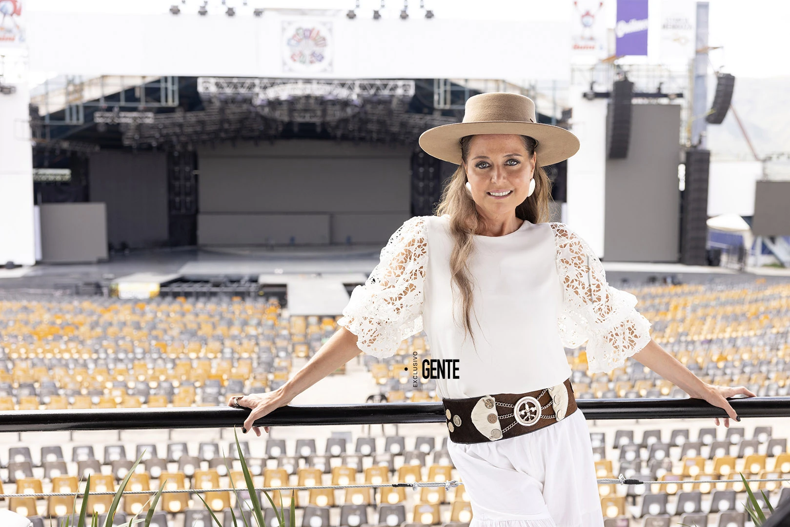 Desde el balcón del VIP inaugurado este año, con una vista panorámica de toda la Plaza Próspero Molina. 
