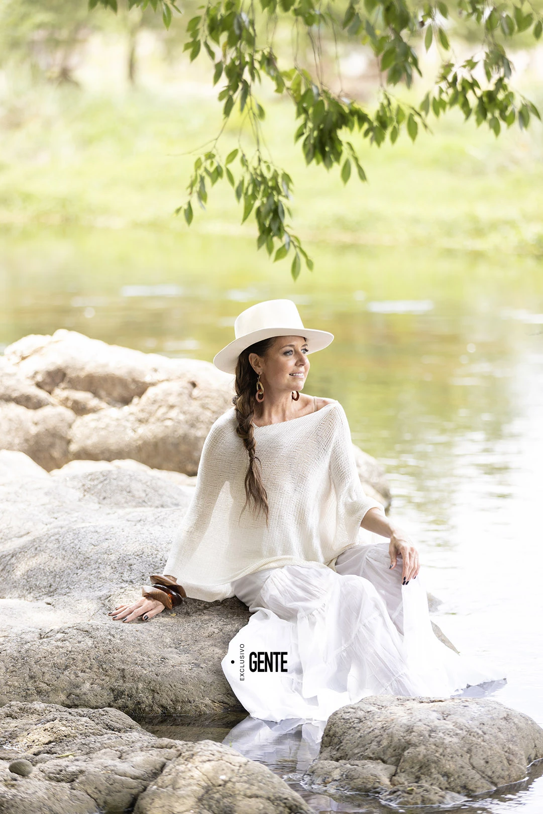 Maia Sasovsky retratada por GENTE en el Río Cosquín. 