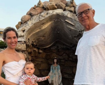 Elina y Eduardo Costantini le agradecieron a la diosa Iemanjá la llegada de su hija Kahlo: las fotos