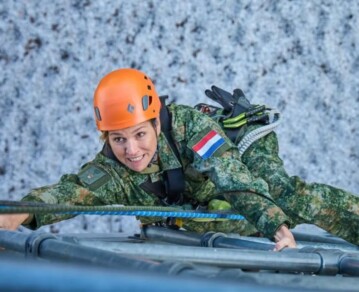Máxima Zorreguieta, en modo militar: las impactantes fotos de la reina entrenando como reservista del Ejército