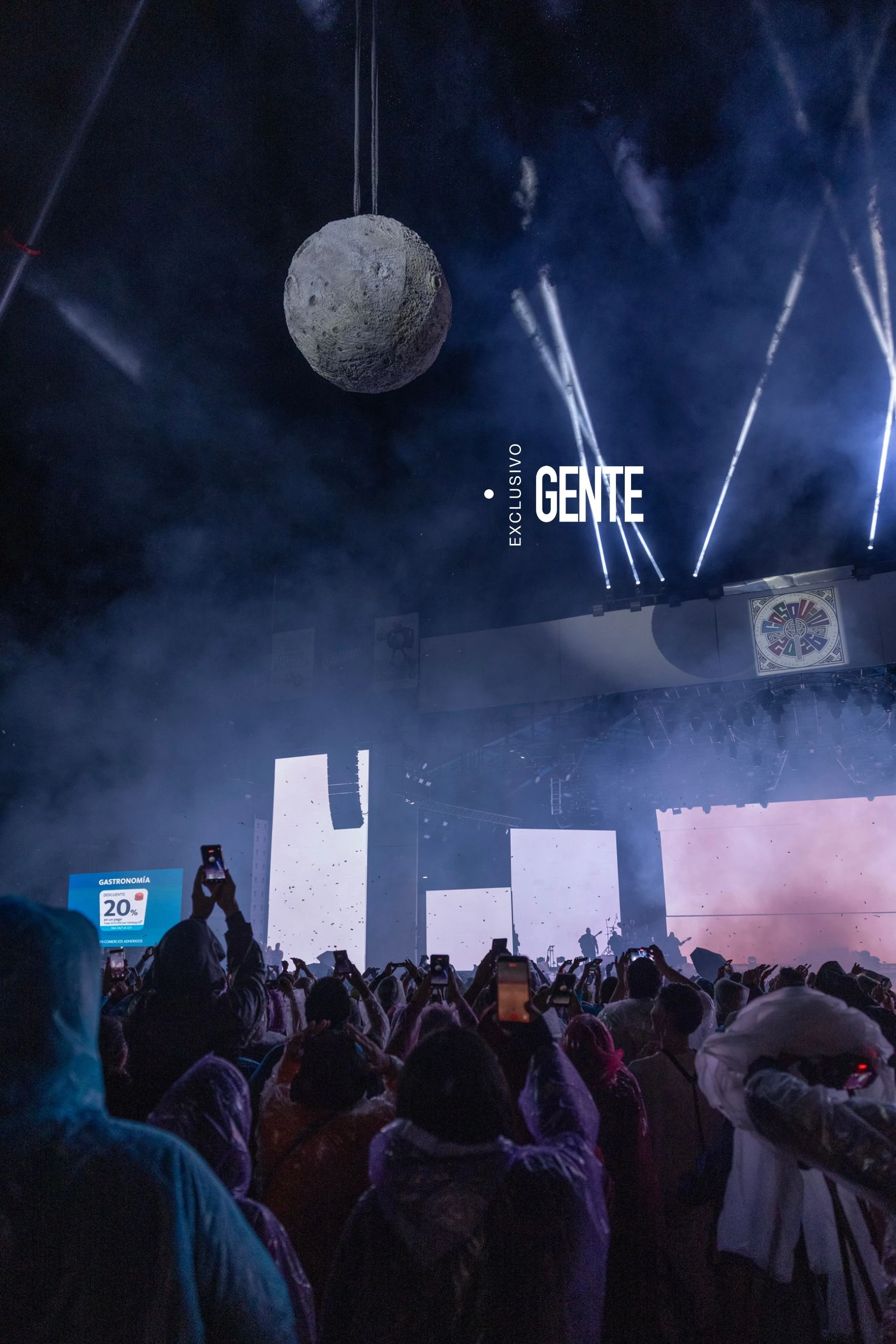 Apertura histórica. Soledad Pastorutti volvió a pisar la Plaza Próspero Molina para celebrar los 30 años del debut que la convirtió en símbolo del folklore argentino.