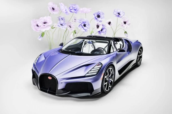 Bugattii W16 Mistral Caroline