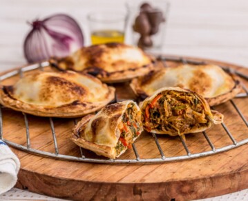 Empanadas de vigilia con masa de hojaldre: la receta de Maru Botana para esta Semana Santa