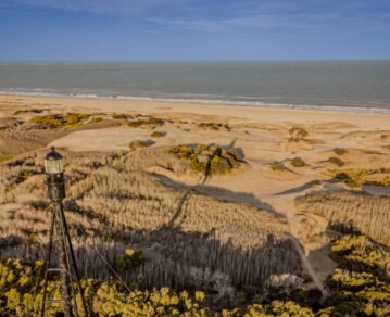 Dunas y playas vírgenes: el destino a 5 horas de CABA que pocos conocen